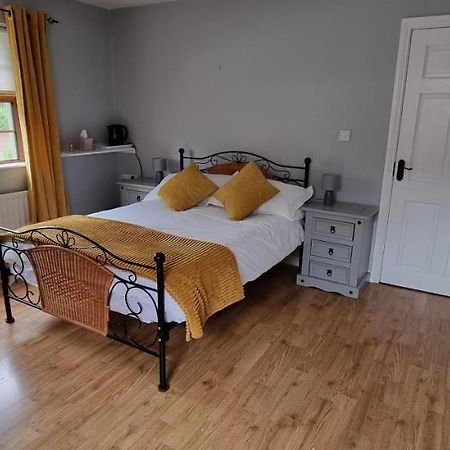 The Madden Guest House Gilford المظهر الخارجي الصورة