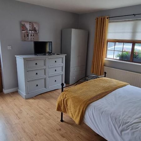 The Madden Guest House Gilford المظهر الخارجي الصورة