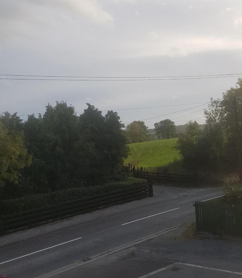The Madden Guest House Gilford المظهر الخارجي الصورة